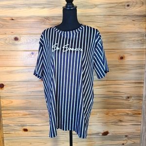 SHEIN Ladies "Se Sourire" Shirt,  XXL